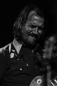 The Wood Brothers-Heart is the Hero. A Chat with Jano Rix