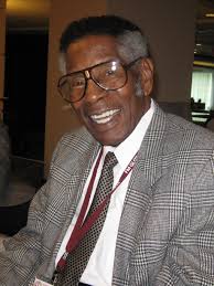 Trailblazing OKC firefighter receives award for helping others