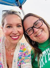 Tara Bean's Instagram, Twitter & Facebook