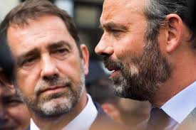 Par la provence (avec afp) le premier ministre édouard philippe. Edouard Philippe Avec Christophe Castaner A Palaiseau Le 31 Juillet 2019 Conference De Presse Philippe Simone Veil