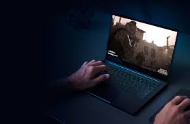 Equipped for peak mobile performance, it features a blazing 10th gen intel core processor and loads of memory and storage to keep things running smoothly when the action heats up. Razer Blade Stealth Ultra Fast 13 3 Inch Ultrabook Laptop