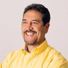 Hernan Quezada's Instagram, Twitter & Facebook