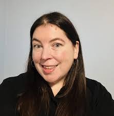 Sarah Laplante's Instagram, Twitter & Facebook