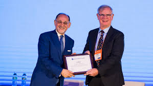 Alumnus honored for work in nuclear energy and foreign policy