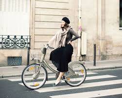 Fahrradmode Fur Frauen 22 Outfits Und Fashion Tipps Fahrradmode Fahrrad Mode Modestil