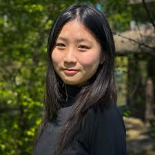 Our Zooie of The Week is Annie Huang '28! Annie is from Hong Kong. "When my  parents told me about Millbrook, I looked at the website. And then I found  that we