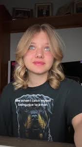 Aubrey Gunter's Instagram, Twitter & Facebook