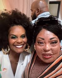 Shelley Brathwaite's Instagram, Twitter & Facebook