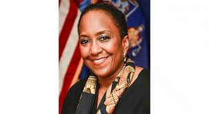 Vicki Fuller to retire as CIO of New York State Common