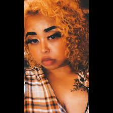 Ashley Mingo's Instagram, Twitter & Facebook