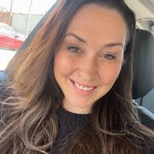 Can we decorate our graduation caps?