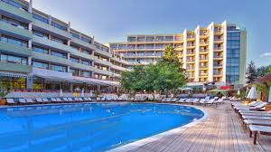 It is built perpendicular to the sea shore thus tourists here can enjoy a side sea or lake view. Hotel Mirabelle Goldstrand Holidaycheck Bulgarien Norden Bulgarien