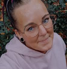 GIVEAWAY CLOSED! Congratulations to: Olivia B., Raynelle J., Rhonda W.,  Jacqueline M., Jennifer M., Kelsey W., Tiyana R., Amy R., Aimee P., and  Kathy C. 🎉 **************************************** Cheers to 20 years!  🫶🏽