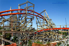 Iron rattler at six flags fiesta texas is the first hybrid roller coaster to send riders upside down. 360 Degree Barrel Roll Iron Rattler Six Flags Fiesta Texas
