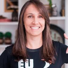 Paula Maley's Instagram, Twitter & Facebook