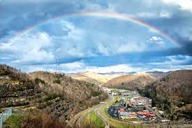 Pikeville Kentucky The City That Moved Mountains Charming Place To Visit Rough Rugged Terrain And Beautiful Al Pikeville Pikeville Kentucky Appalachia