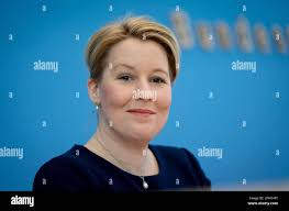 Federal minister women youth hi-res stock photography and images