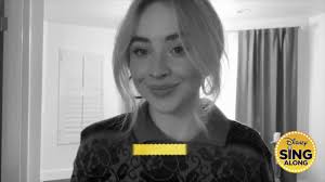 Esta última ha lanzado una canción con más de una frase polémica. Watch Joshua Bassett Sabrina Carpenter Olivia Rodrigo More Sing Disney Classics Ysbnow