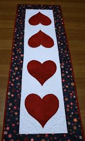 Valentines Day Quilted Table Runner Valentines Table Runner Quilt Red Hearts Valentines T Valentine Table Runner Quilted Table Runners Patchwork Table Runner