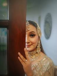 Nadia Farooqui's Instagram, Twitter & Facebook