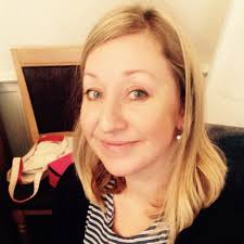 Sara Diss (@TruVueGirl)