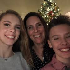 Aimee Danner's Instagram, Twitter & Facebook