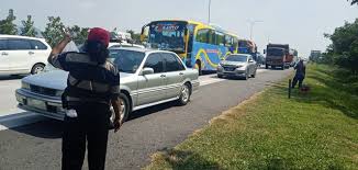 Adalah hasil pencarian dari anda suara penjual asongan di bis mp3 dan menurut kami yang paling cocok adalah suara penjual. Penampakan Pedagang Asongan Saat Macet Di Gt Palimanan Tol Cipali Okezone News