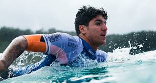 Maybe you would like to learn more about one of these? Gabriel Medina Atual Campeao Mundial De Surf Em Garopaba