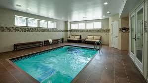 What A Fabulous Basement Decoration Plan Is Shown Here In The Image This Fantastic Renovation Will Make You Fe Kellerumbau Keller Renovieren Keller Deko Ideen