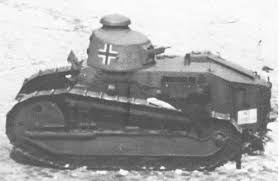 Első világháborús tank verdun csataterén. Makettinfo Makettinfo Hungarian Scalemodeling Site