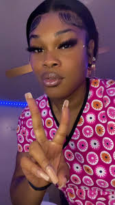 hii Barbie ! Milani J Cosmetics has lashes for all the gworls ! from classy  to dramatic we have the styles for you 💕 we also have individual lash  trays for our lash techs 😚 our lashes give very much ...