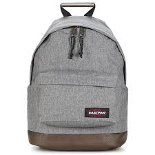 À chacun format plus compact du célèbre padded, ce petit sac à dos eastpak est parfait pour les aventures qui nécessite moins d'affaires ! Eastpak Wyoming 24l Gris Sacs Sacs A Dos 53 00
