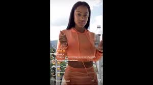 Kiyomi Leslie Twerks on Instagram Live - YouTube