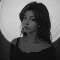 9300+ profili “Mary”