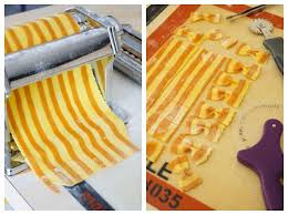 Pates Maison Rayees Colorees Farfalle Pates Maison Pates Recette Ravioli