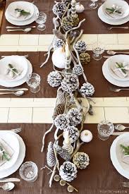 Winterlich Festliche Tischdeko Mit Naturmaterialien Mrs Greenery Deko Weihnachten Tisch Hochzeitsdeko Weihnachten Tischdecke Weihnachten