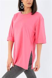 19 95 Tl Pembe Duble Kol Yirtmacli Salas Tisort 32346 Modamizbir 2020 Kiyafet Takimlari Tisort Mankenler