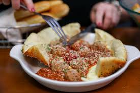 Olive garden is a italian, lunch, and breakfast restaurant where most menuism users came for a family meal, paid between $25 and $50, and tipped more than 18%. Olive Garden Cheesy Meatball Pizza Bowl Now On The Menu
