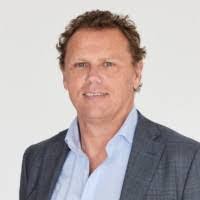 Chris Dever's Instagram, Twitter & Facebook