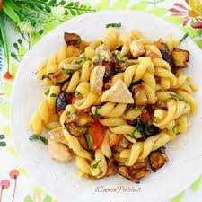 Non una semplice pasta al forno e più di una buonissima pasta con le melanzane squisita anche al forno. Pasta Pesce Spada E Melanzane Ricetta Siciliana Passo Passo