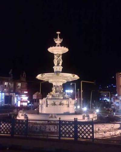 AdamsFountain is a public display fountain in Charring cross, #Ooty. It was built in 1886 as a memorial to a Governor of Ooty, who was very famous in the region during his