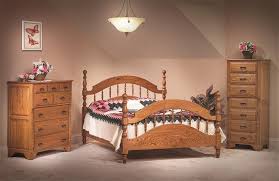 Amish Oak Crest Three Piece Bedroom Furniture Set In Solid Oak Wood Oak Bedroom Furniture Sets Oak Bedroom Furniture Solid Oak Bedroom Furniture