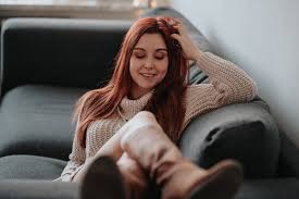 Lotte vanwezemael is seksuologe van dienst bij radiozender mnm waar ze gekend staat als seksuolotte. Zelf Is Ze Therapeut En Gaat Nu Ook Zelf Naar De Psycholoog Spiritueel Boeddha