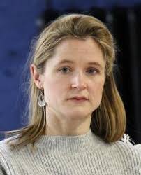 Naomi Frederick's Instagram, Twitter & Facebook