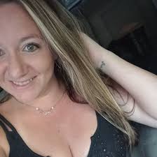 Nice view of her extra beans. Sleepy baby girl likes to cuddle.