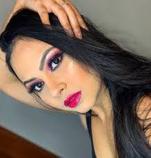 Irma Santos's Instagram, Twitter & Facebook