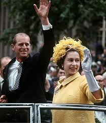 Elizabeth was born in london, the first child of the duke and duchess of york, later king george vi and queen elizabeth. Konigin Elizabeth In Deutschland Berlin De