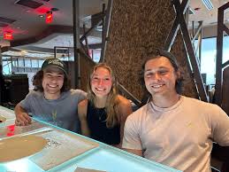 Sweet Ella home for the weekend! Summer semester over and 4 days of family  time! Dinner with the "3 littles" ... I absolutely LOVE to hear them laugh  out loud together! 💙💙🩷