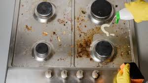 Tous Nos Conseils Pour Bien Nettoyer Une Plaque De Cuisson A Gaz Femme Actuelle Le Mag