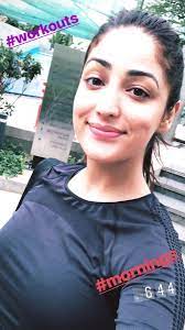 She was born in bilaspur, himachal pradesh, but after her grandfather opened. Yami Gautam Fc On Twitter Ig Story Yamigautam Good Morning Working Girl